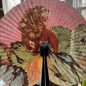 Vintage, Colorful Hand held, portable Fan paper & metal with Lion Design. EUC